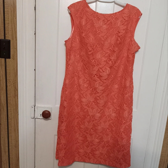 Kasper Orange Sleeveless Floral Lace Overlay Sheath Dress size 16 - Picture 3 of 11